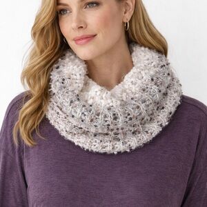 Womens IVORY BEIGE INFINITY SOFT AND COZY SCARF NWOT